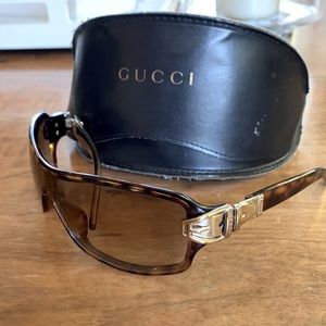Women’s Gucci Gold Buckle Sunglasses